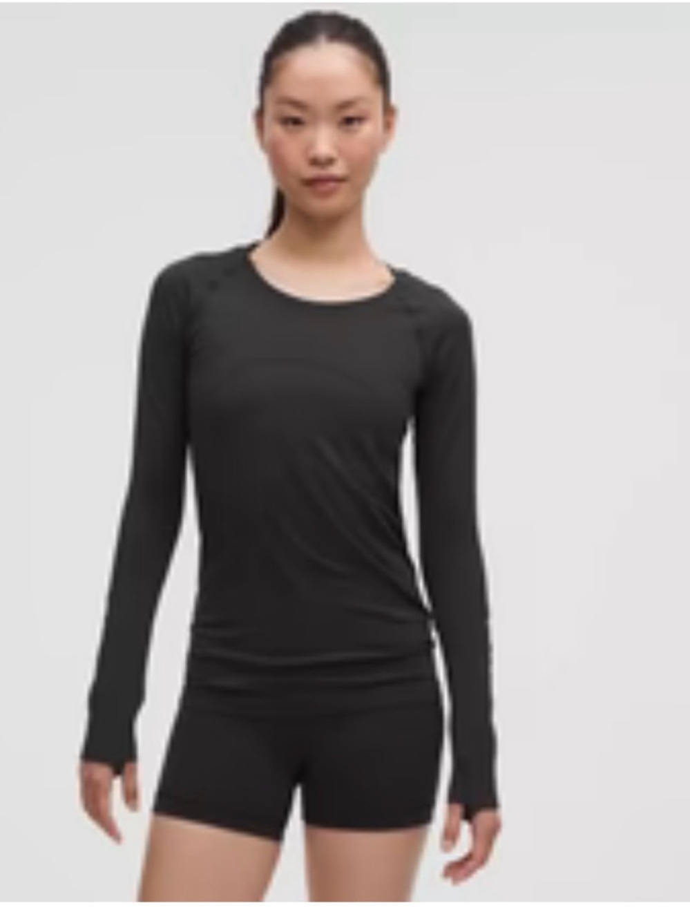 Lululemon long sleeve tee size 6